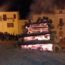 fuoco di santantonio tossicia 