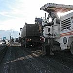 Fresatrice in azione Wirtgen W1000