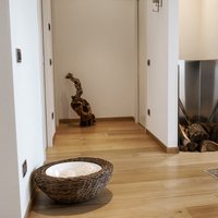Attico Mantova  - Un meraviglioso attico nella città dei Gonzaga dove tutto parla di storia, di intrecci amorosi nati tra le mura di palazzi meravigliosi... come incantevole è anche questa abitazione pavimentata in Rovere Parkemo in scelta Classic, spazzolato e oliato naturale.. una scelta mai casuale!