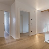 Rovere mod. Versus Premium, spazzolato e oliato sbiancato a campione 